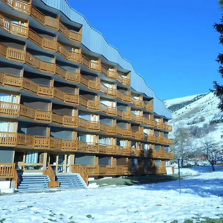 4 Pers Au Pied Des Pistes, Centre - Fr-1-516-18 Appartement *